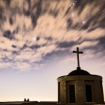 Épület fotó retusálás 03 - Keresztény kegyhely külső nézetes látképe "némileg" feldobva pár extra preset-tel.