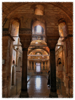 Fotó keret 1 - Szaggatott- tépett szélű képkeret fehér színben