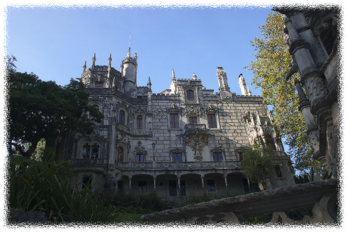 Fotó keret 16 - Szaggatott- tépett szélű képkeret fehér színben