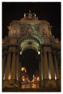 Fotó keret 2 - Szaggatott- tépett szélű képkeret fehér színben