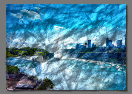 Összegyűrt hatás 17 - Természeti fotó a Niagara-vízesésről melynek az összegyűrt textúra fizikai mélységet ad a látványnak.